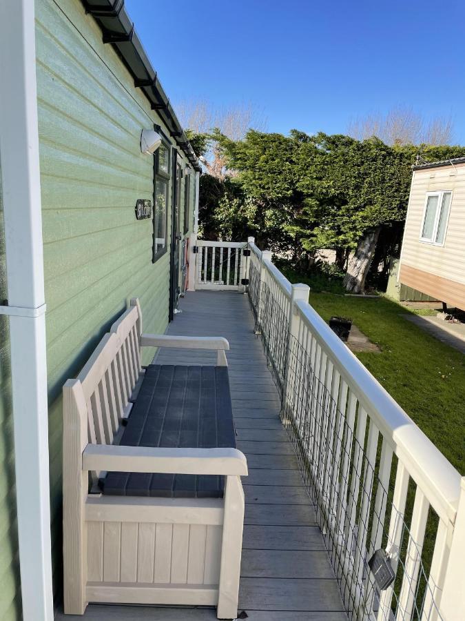 6 Berth Pet Friendly Caravan On Sandy Glade Berrow Exteriér fotografie