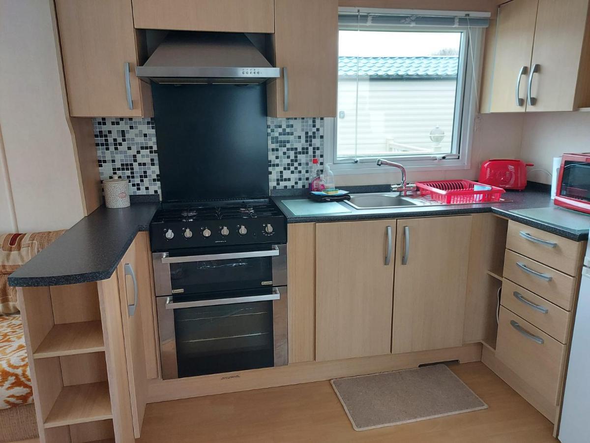 6 Berth Pet Friendly Caravan On Sandy Glade Berrow Exteriér fotografie